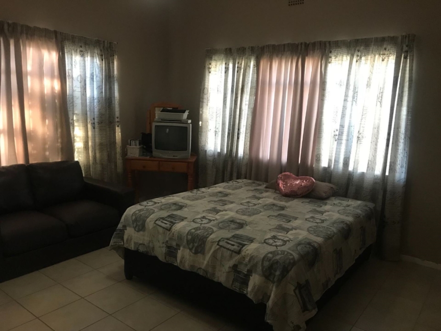 4 Bedroom Property for Sale in Middelpos Northern Cape